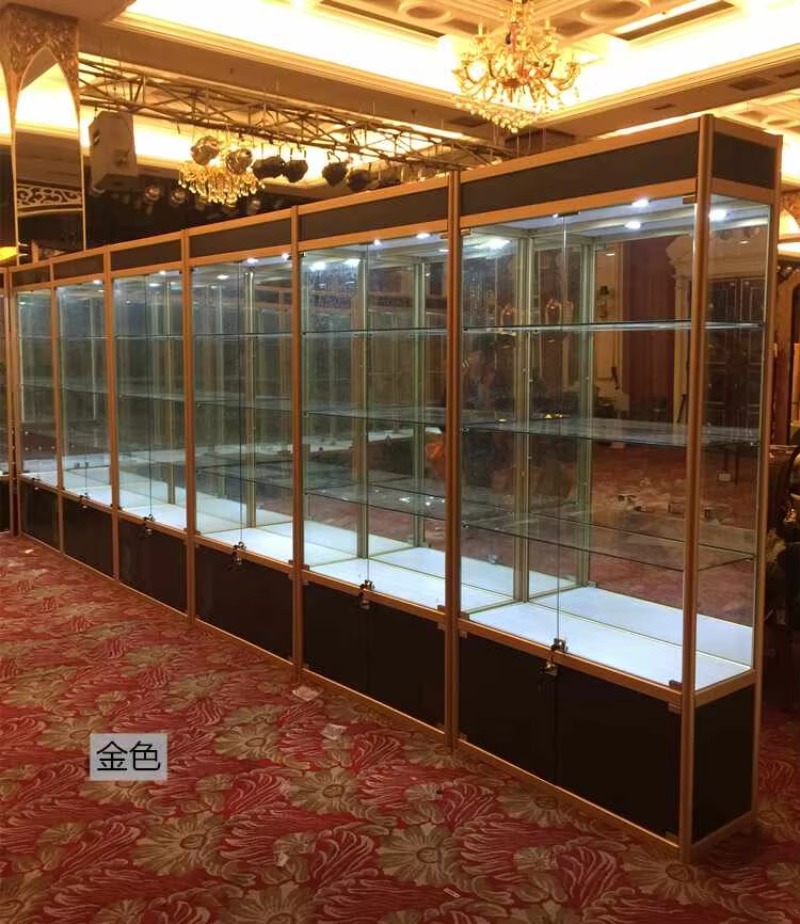 Lemari Pajangan Kaca Mal Belan - Lighting & Home Decor Studio ulasan dan harga